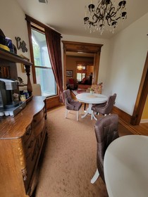 Linda Sue Manor