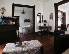 Taylor Made Bed And Breakfast