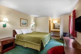 Travelodge by Wyndham Spirit Lake/Okoboji