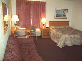 Village West Resort & Hotel