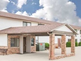 Super 8 by Wyndham Story City