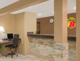 Super 8 by Wyndham Story City