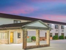 Super 8 by Wyndham Story City