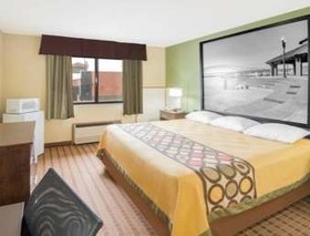 Super 8 by Wyndham Story City