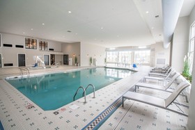 Hotel Renovo Des Moines Urbandale, Tapestry Collection Hilton