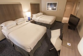 Hotel Renovo Des Moines Urbandale, Tapestry Collection Hilton