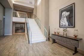 Hotel Renovo Des Moines Urbandale, Tapestry Collection Hilton