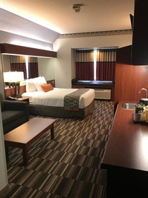 Microtel Inn & Suites by Wyndham Urbandale/Des Moines
