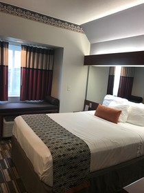 Microtel Inn & Suites by Wyndham Urbandale/Des Moines