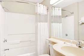 Microtel Inn & Suites by Wyndham Urbandale/Des Moines