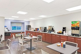 Microtel Inn & Suites by Wyndham Urbandale/Des Moines