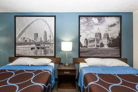 Super 8 by Wyndham Urbandale/Des Moines Area