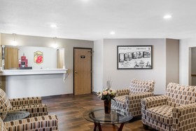 Super 8 by Wyndham Urbandale/Des Moines Area