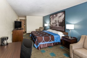 Super 8 by Wyndham Urbandale/Des Moines Area