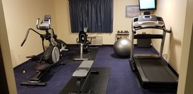 Hometown Inn & Suites