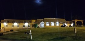 Hometown Inn & Suites