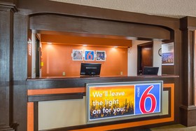 Motel 6 Crossroads Mall - Waterloo - Cedar Falls
