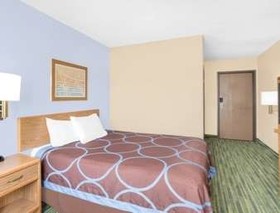 Boarders Inn & Suites by Cobblestone Hotels - Waterloo