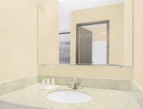 Boarders Inn & Suites by Cobblestone Hotels - Waterloo