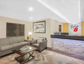 Super 8 by Wyndham Webster City IA