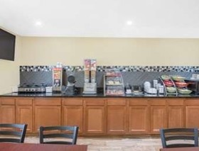 Super 8 by Wyndham Webster City IA