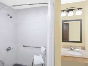 Super 8 by Wyndham Webster City IA