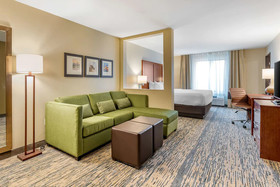 Comfort Inn & Suites West Des Moines