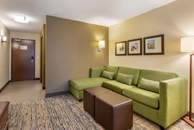 Comfort Inn & Suites West Des Moines
