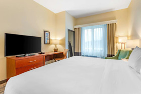 Comfort Inn & Suites West Des Moines