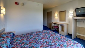 Motel 6 Des Moines West