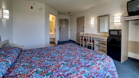 Motel 6 Des Moines West