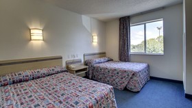 Motel 6 Des Moines West