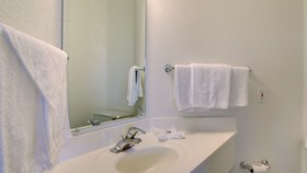 Motel 6 Des Moines West