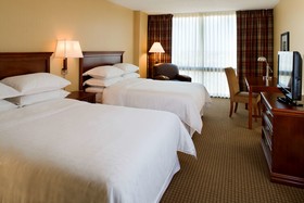 Sheraton West Des Moines Hotel