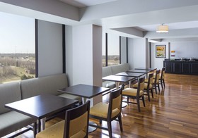 Sheraton West Des Moines Hotel