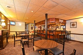 Super 8 by Wyndham Williams