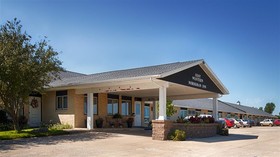 Super 8 by Wyndham Williams