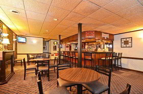 Super 8 by Wyndham Williams