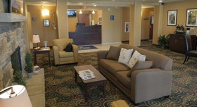 Cobblestone Inn and Suites  Winterset