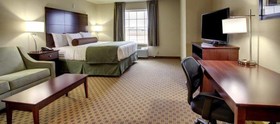Cobblestone Inn and Suites  Winterset