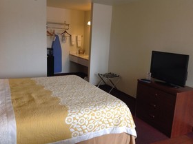 Days Inn by Wyndham Andover