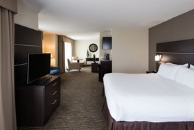 Holiday Inn Express & Suites East Wichita I-35 Andover