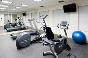 Holiday Inn Express & Suites East Wichita I-35 Andover