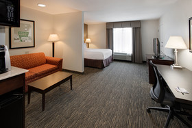 Holiday Inn Express & Suites East Wichita I-35 Andover