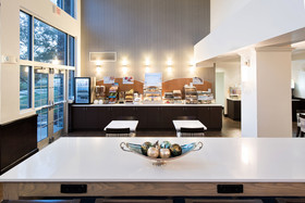 Holiday Inn Express & Suites East Wichita I-35 Andover