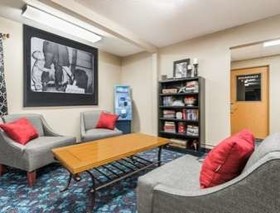 Super 8 by Wyndham Beloit KS