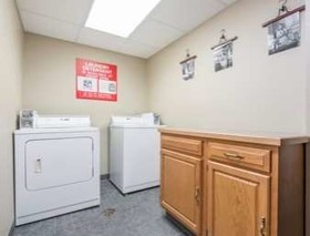 Super 8 by Wyndham Beloit KS