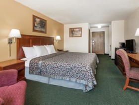 Days Inn by Wyndham Colby