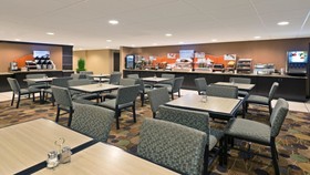 Holiday Inn Express Hotel & Suites Colby
