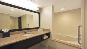 Holiday Inn Express Hotel & Suites Colby